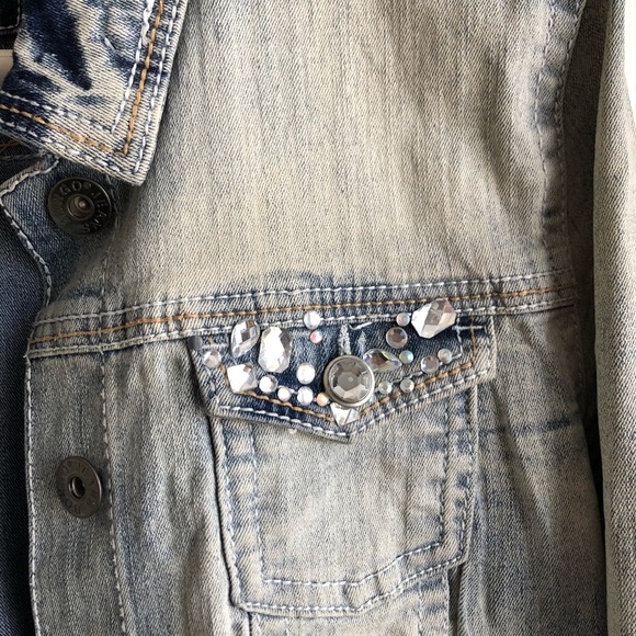 Acid Wash Denim/Jeans Jacket with Rhinestones - Picture 2 of 10